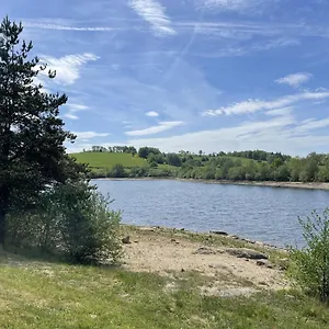 Les Fleurs De Gentiane Hébergement de vacances Laguiole